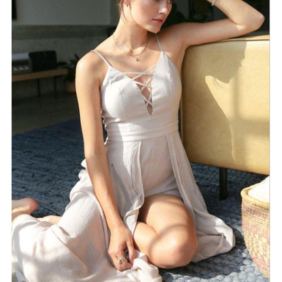 'Madeline' Maxi Romper. - Picture 2 of 4